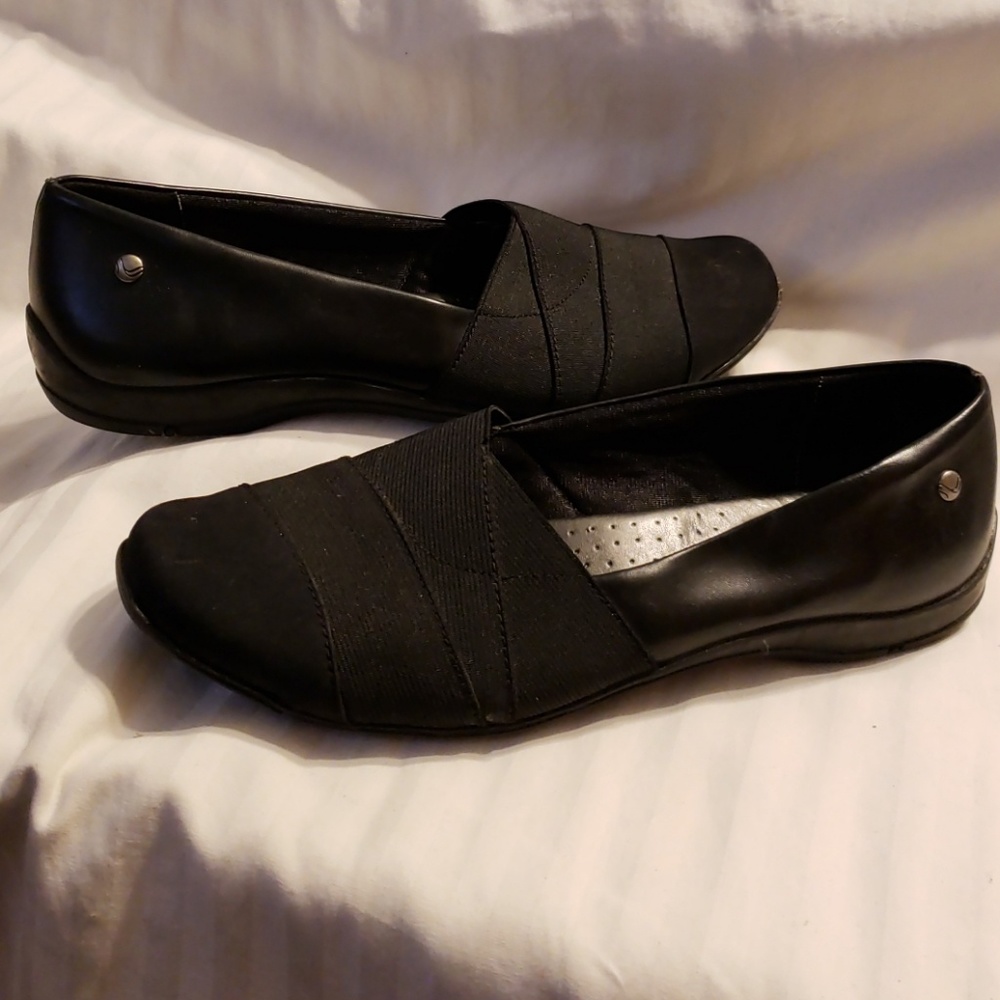 Black flats